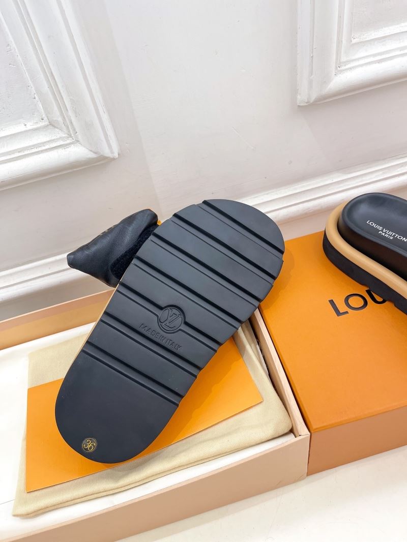 Louis Vuitton Slippers